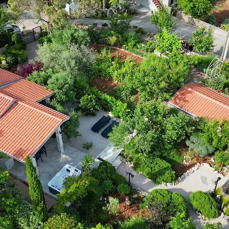 Villa Kosta